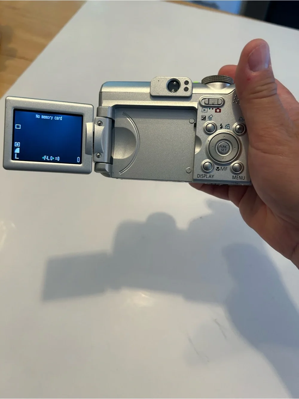 Canon Silver PowerShot A610 Compact Camera with Extended Zoom